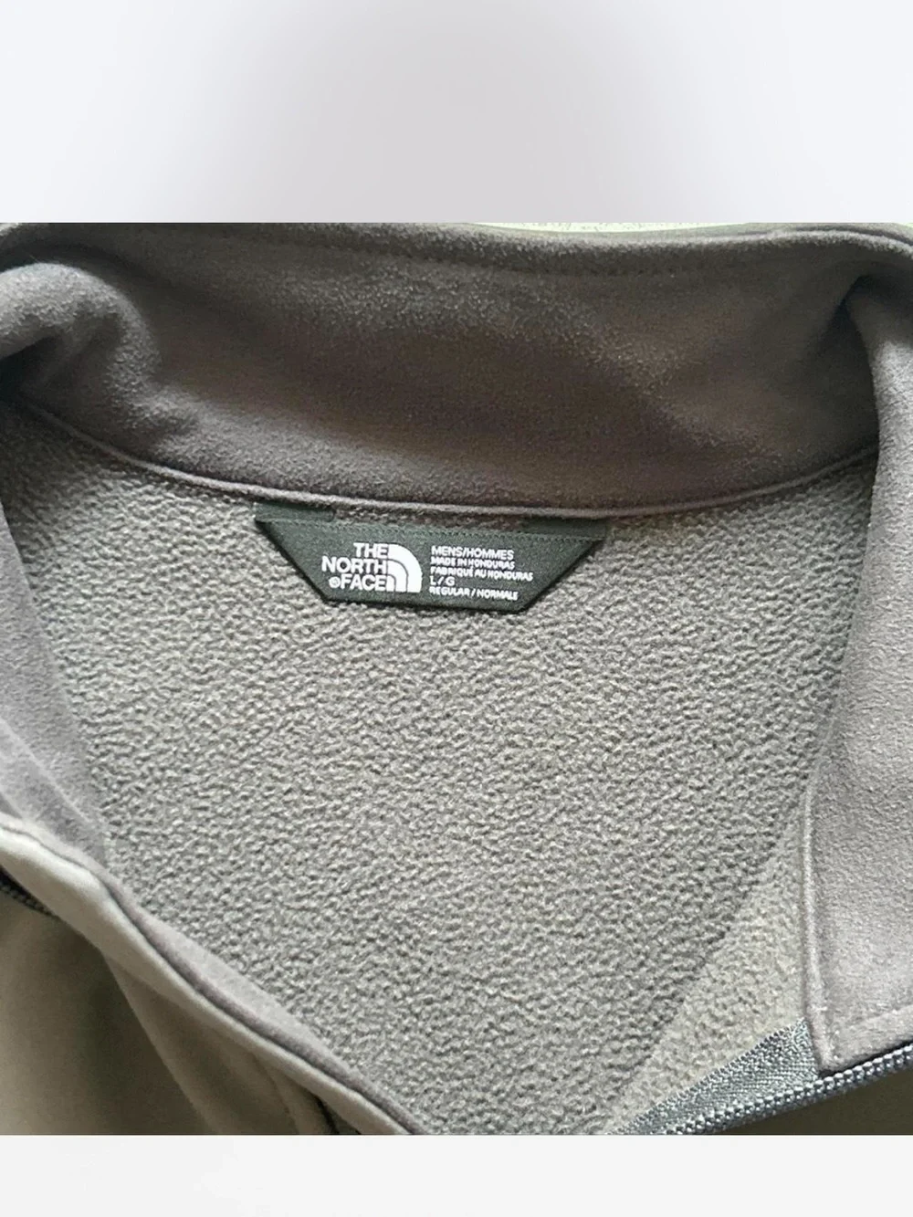 The North Face Men's Charcoal Gray Softshell Vest